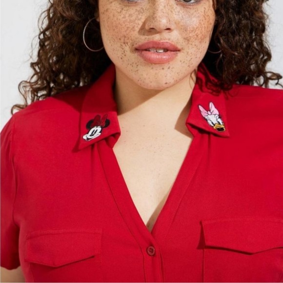 TORRID BLOUSE -DISNEY MINNIE MOUSE AMERICANA STRETCH BLOUSE SIZE 1X (14-16) - Picture 3 of 8